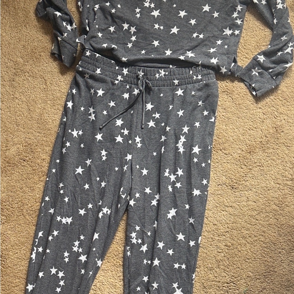 Victoria's Secret Gray Starry Pajama Set good heavy comfy quality